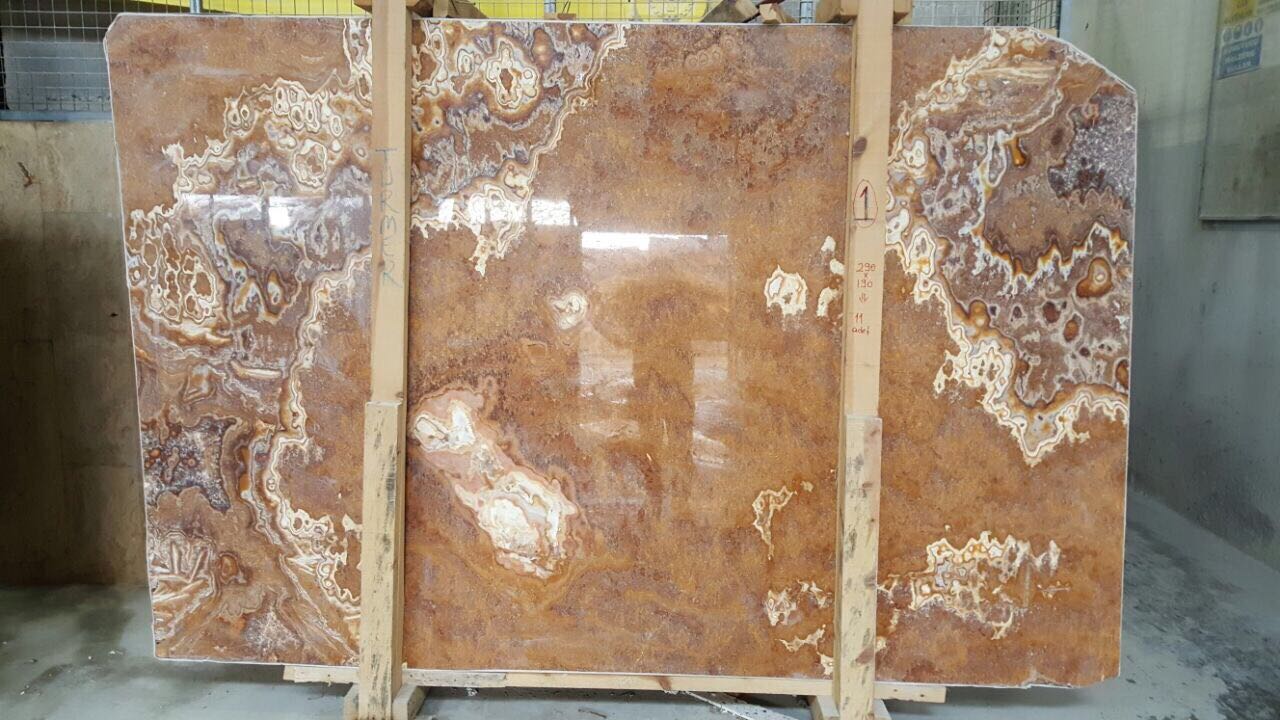 Honey onyx